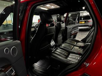 LAND ROVER RANGE ROVER 3.0 TD V6 Vogue SE SUV 5dr Diesel Auto 4WD Euro 5 (s/s) (258 ps)