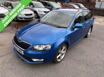 Skoda Octavia 2.0 TDI Elegance Estate 5dr Diesel Manual 4WD Euro 5 (s/s) (150 