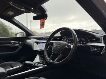 AUDI E-TRON 55 S line Sportback 5dr Electric Auto quattro 95kWh (11kW Charge