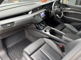 AUDI E-TRON 55 S line Sportback 5dr Electric Auto quattro 95kWh (11kW Charge