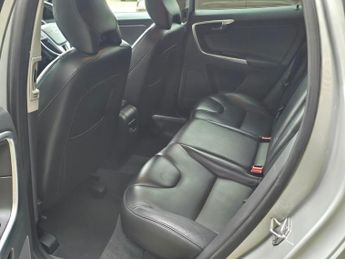 VOLVO XC60 2.0 D4 SE Nav SUV 5dr Diesel Manual Euro 6 (s/s) (190 ps)