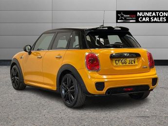 MINI HATCH 1.5 Cooper Hatchback 5dr Petrol Auto Euro 6 (s/s) (136 ps)