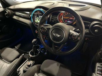 MINI HATCH 1.5 Cooper Hatchback 5dr Petrol Auto Euro 6 (s/s) (136 ps)