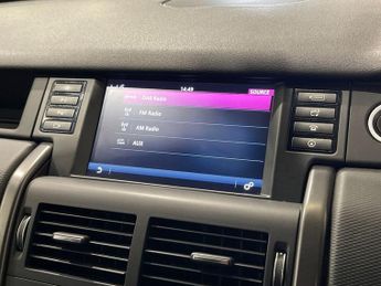 LAND ROVER DISCOVERY SPORT 2.0 SD4 HSE Dynamic Lux SUV 5dr Diesel Auto 4WD Euro 6 (s/s) (24