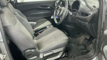 FIAT 500E 42kWh Icon Hatchback 3dr Electric Auto (118 ps)