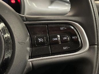 FIAT 500E 42kWh Icon Hatchback 3dr Electric Auto (118 ps)