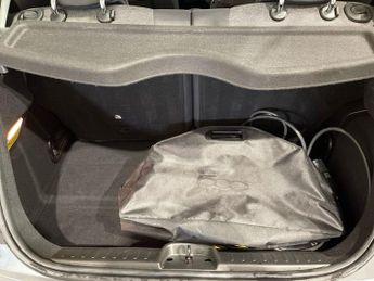 FIAT 500E 42kWh Icon Hatchback 3dr Electric Auto (118 ps)