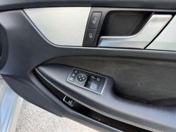 MERCEDES-BENZ C-CLASS 2.1 C220 CDI AMG Sport Edition Coupe 2dr Diesel G-Tronic+-FINISH