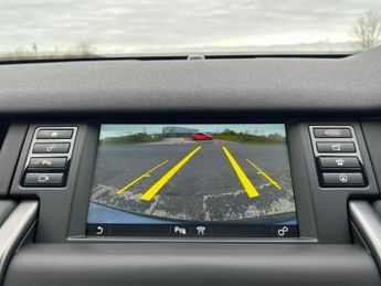LAND ROVER DISCOVERY SPORT 2.0 TD4 Landmark SUV 5dr Diesel Auto 4WD Euro 6 (s/s) (180 ps)