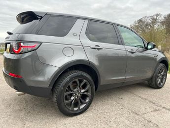LAND ROVER DISCOVERY SPORT 2.0 TD4 Landmark SUV 5dr Diesel Auto 4WD Euro 6 (s/s) (180 ps)