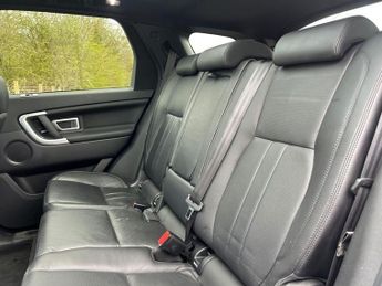 LAND ROVER DISCOVERY SPORT 2.0 TD4 Landmark SUV 5dr Diesel Auto 4WD Euro 6 (s/s) (180 ps)