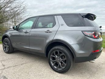 LAND ROVER DISCOVERY SPORT 2.0 TD4 Landmark SUV 5dr Diesel Auto 4WD Euro 6 (s/s) (180 ps)