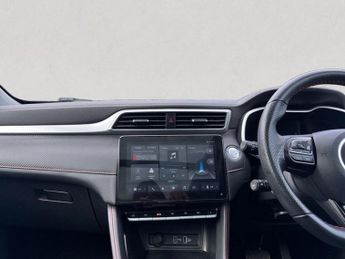 MG MG ZS 72.6kWh Trophy Long Range SUV 5dr Electric Auto (156 ps)