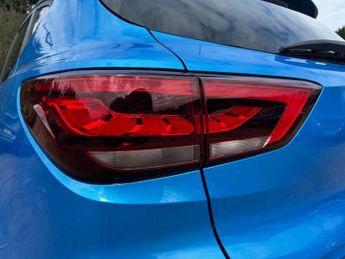 MG MG ZS 72.6kWh Trophy Long Range SUV 5dr Electric Auto (156 ps)