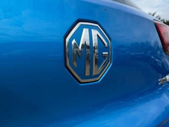 MG MG ZS 72.6kWh Trophy Long Range SUV 5dr Electric Auto (156 ps)