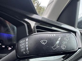 VOLKSWAGEN POLO 1.0 TSI Life Hatchback 5dr Petrol DSG Euro 6 (s/s) (95 ps)