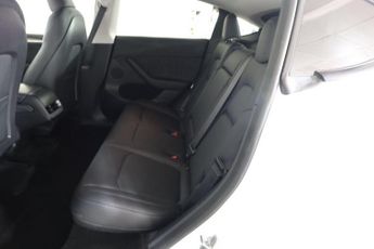 TESLA MODEL Y Auto RWD 5dr