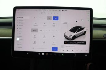 TESLA MODEL Y Auto RWD 5dr