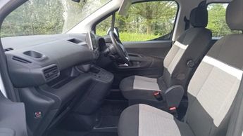 CITROEN E-BERLINGO 50kWh Feel XL MPV 5dr Electric Auto (7.4kW Charger) (136 ps).*7 