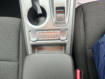 HYUNDAI KONA 64kWh Premium SUV 5dr Electric Auto (10.5kW Charger) (204 ps)