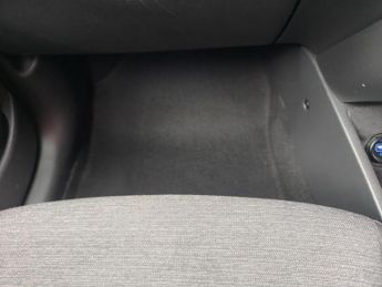 HYUNDAI KONA 64kWh Premium SUV 5dr Electric Auto (10.5kW Charger) (204 ps)