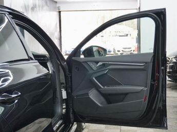 AUDI A3 1.5 TFSI 35 S line Saloon 4dr Petrol S Tronic Euro 6 (s/s) (150 