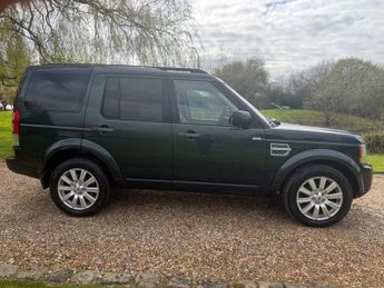 LAND ROVER DISCOVERY 4 3.0 SD V6 HSE SUV 5dr Diesel Auto 4WD Euro 5 (255 bhp)