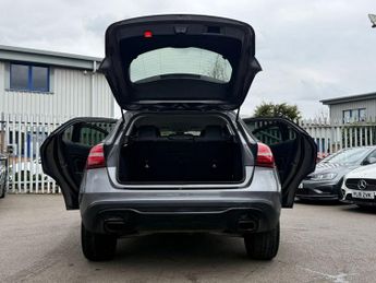 MERCEDES-BENZ GLA 1.6 GLA180 GPF Urban Edition SUV 5dr Petrol 7G-DCT Euro 6 (s/s) 