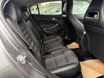 MERCEDES-BENZ GLA 1.6 GLA180 GPF Urban Edition SUV 5dr Petrol 7G-DCT Euro 6 (s/s) 