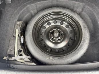 VOLKSWAGEN GOLF 2.0 TDI R-Line Hatchback 5dr Diesel DSG Euro 6 (s/s) (150 ps)