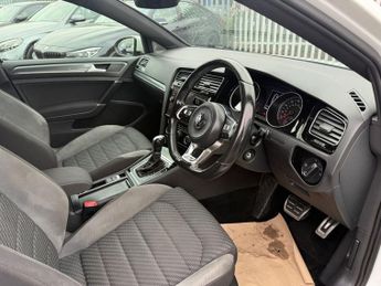 VOLKSWAGEN GOLF 2.0 TDI R-Line Hatchback 5dr Diesel DSG Euro 6 (s/s) (150 ps)