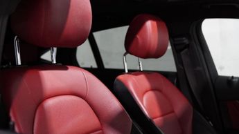 MERCEDES-BENZ GLC 2.1 GLC250d AMG Line (Premium Plus) Coupe 5dr Diesel G-Tronic 4M