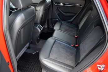 AUDI Q3 2.0TFSi BLACK EDITION 5 DOOR S-TRONIC AUTO 178 BHP (EURO 6)