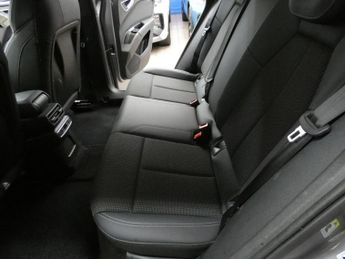 AUDI Q4 E-TRON 40 S line Sportback 5dr Electric Auto 82kWh (204 ps)