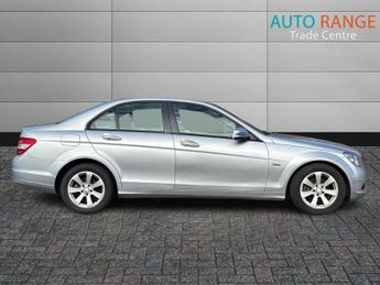 MERCEDES-BENZ C-CLASS 1.8 C180 BlueEfficiency SE Saloon 4dr Petrol Auto Euro 5 (156 ps