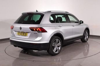 VOLKSWAGEN TIGUAN 2.0 TDI Match SUV 5dr Diesel DSG 4Motion Euro 6 (s/s) (150 ps)
