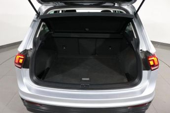 VOLKSWAGEN TIGUAN 2.0 TDI Match SUV 5dr Diesel DSG 4Motion Euro 6 (s/s) (150 ps)