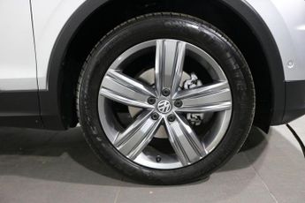 VOLKSWAGEN TIGUAN 2.0 TDI Match SUV 5dr Diesel DSG 4Motion Euro 6 (s/s) (150 ps)