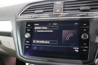 VOLKSWAGEN TIGUAN 2.0 TDI Match SUV 5dr Diesel DSG 4Motion Euro 6 (s/s) (150 ps)
