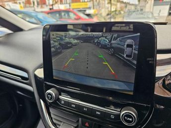 FORD FIESTA AUTOMATIC 1.0T EcoBoost GPF Zetec Hatchback 5dr Petrol Auto Euro