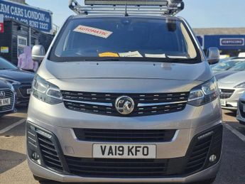 VAUXHALL VIVARO AUTOMATIC 2.0 Turbo D 3100 Elite Panel Van 5dr Diesel Auto L1 H1