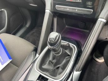 RENAULT KOLEOS 2.0 dCi Dynamique S Nav SUV 5dr Diesel Manual 4WD Euro 6 (s/s) (