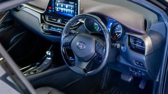 TOYOTA C-HR 1.8 VVT-h Excel SUV 5dr Petrol Hybrid CVT Euro 6 (s/s) (122 ps)