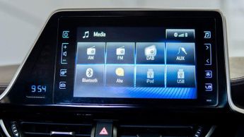 TOYOTA C-HR 1.8 VVT-h Excel SUV 5dr Petrol Hybrid CVT Euro 6 (s/s) (122 ps)