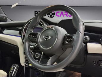 MINI Electric Hatch Cooper SE 32.6kWh Level 3 Hatchback 3dr Electric Auto (184 ps)