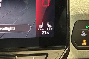 VOLKSWAGEN ID.3 Pro Performance 58kWh Style Hatchback 5dr Electric Auto (204 ps)