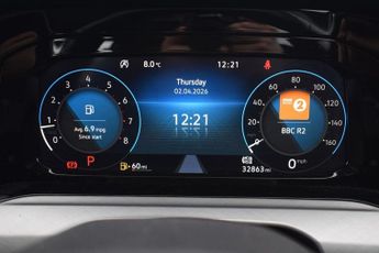 VOLKSWAGEN GOLF 1.5 eTSI MHEV Life Hatchback 5dr Petrol Hybrid DSG Euro 6 (s/s) 