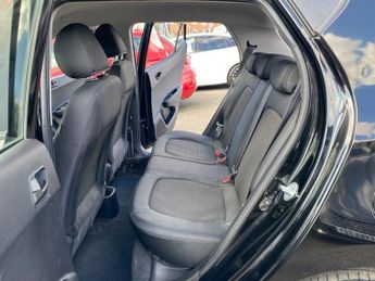 HYUNDAI I10 1.2 SE Hatchback 5dr Petrol Auto Euro 6 (87 ps)