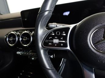 MERCEDES-BENZ A-CLASS 1.5 A180d Sport (Executive) Hatchback 5dr Diesel 7G-DCT Euro 6 (