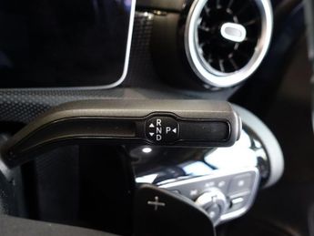 MERCEDES-BENZ A-CLASS 1.5 A180d Sport (Executive) Hatchback 5dr Diesel 7G-DCT Euro 6 (